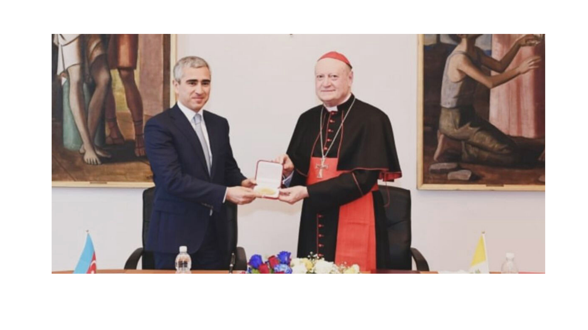 Participación en la suscripción del contrato para la restauración de las Catacumbas de Comodilla, formalizado en la Santa Sede en el marco de un acercamiento diplomático entre ambas naciones.